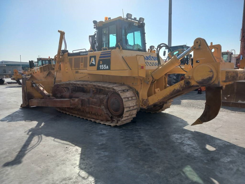 Komatsu D155-6R (4 pieces available in Abu Dhabi) - Bulldozer: picture 2 Komatsu D155-6R (4 pieces available in Abu Dhabi) - Bulldozer: picture 2