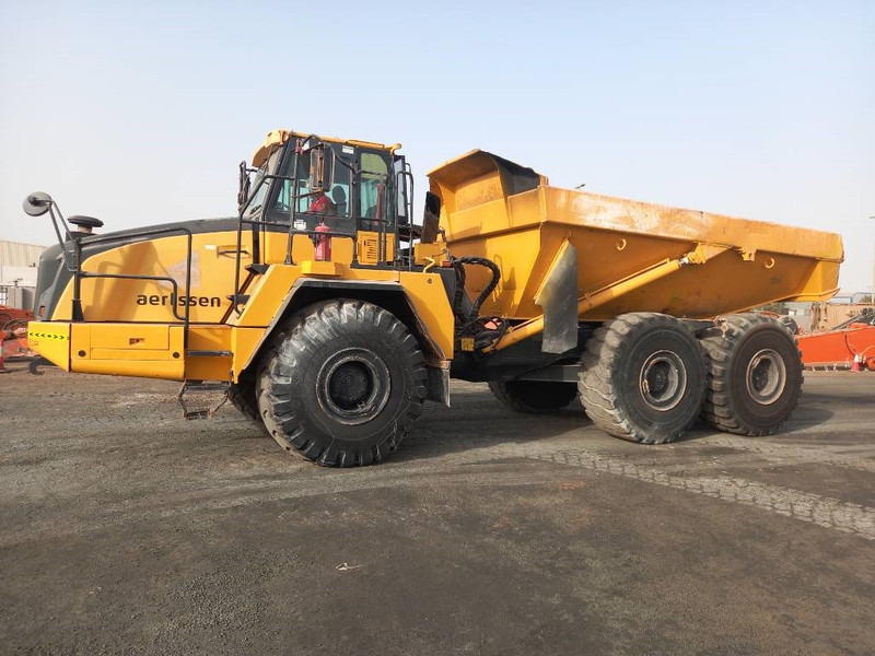 Komatsu HM400-3R (4 pcs available in Abu Dhabi) - Articulated dumper: picture 2 Komatsu HM400-3R (4 pcs available in Abu Dhabi) - Articulated dumper: picture 2