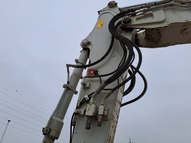 Crawler excavator Takeuchi TB 2150: picture 9