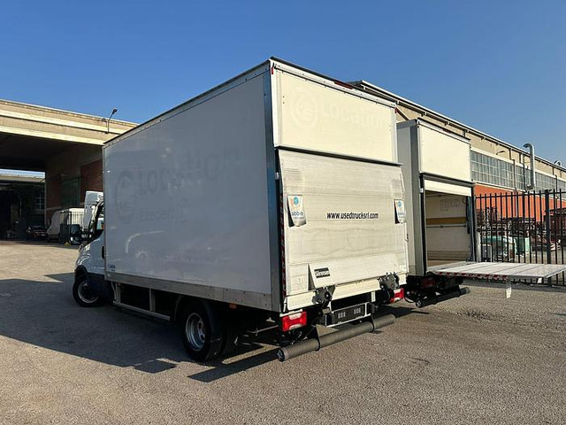 Iveco 35C16 - Closed box van: picture 2 Iveco 35C16 - Closed box van: picture 2