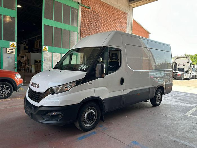 Iveco 35S16 - Panel van: picture 1 Iveco 35S16 - Panel van: picture 1