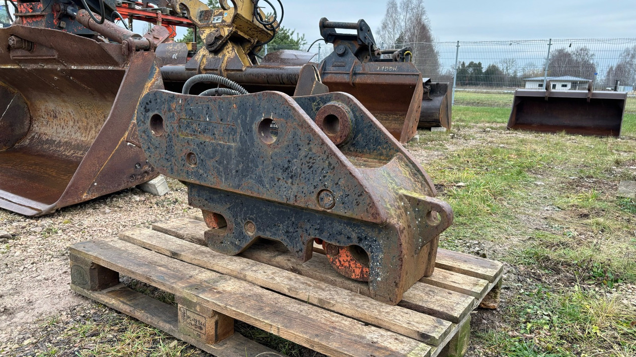 HILL Tefra 15T - Quick coupler for Excavator: picture 1 HILL Tefra 15T - Quick coupler for Excavator: picture 1