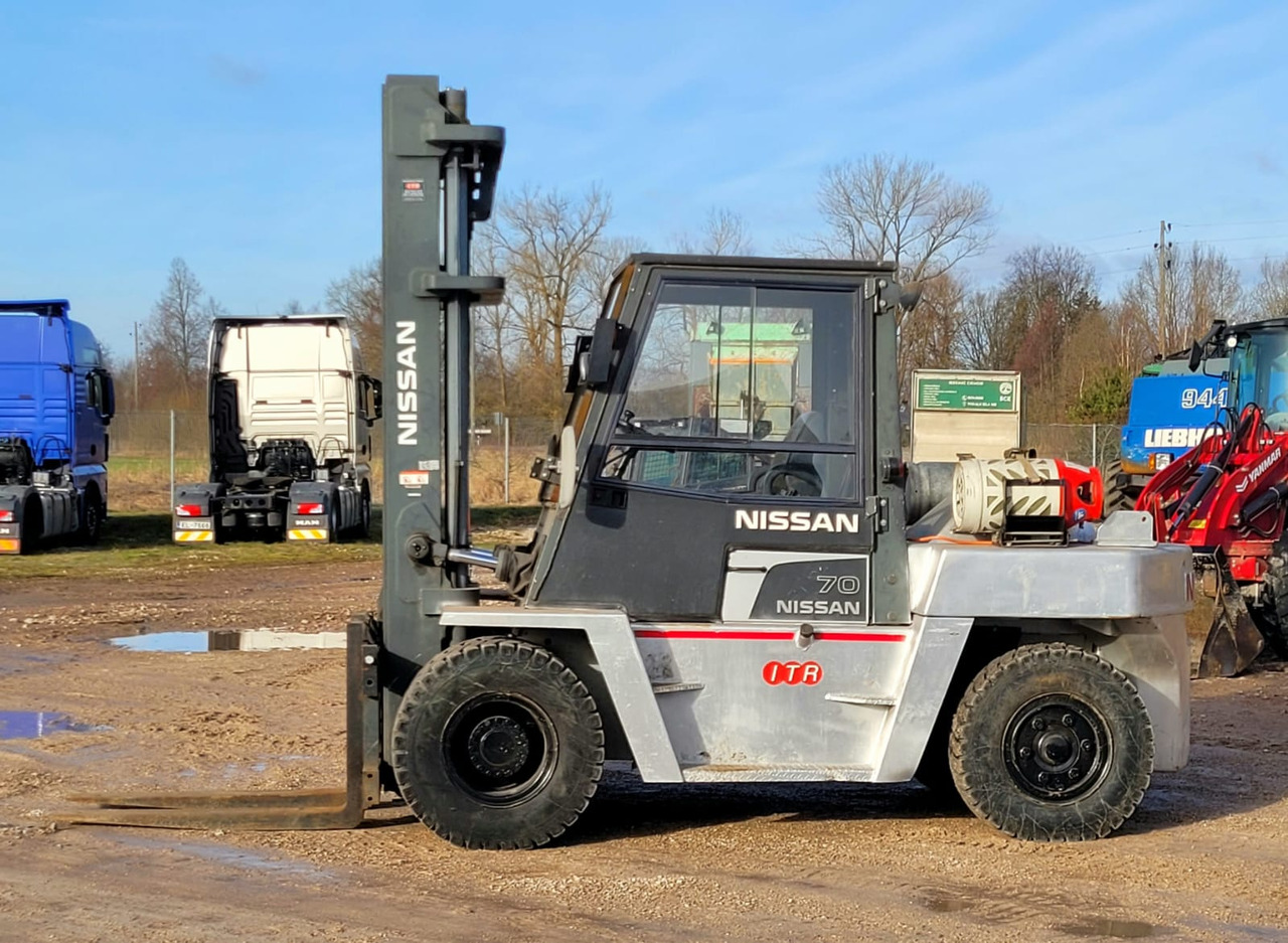 NISSAN 70 / JF05H70PU, 7 ton - LPG forklift: picture 3 NISSAN 70 / JF05H70PU, 7 ton - LPG forklift: picture 3