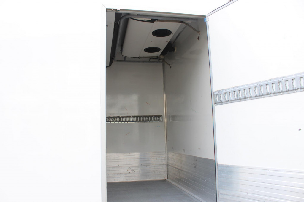 Iveco Eurocargo 100E18 E5 CS 850Mt Bi-Temp. TW Strom - Refrigerator truck: picture 3 Iveco Eurocargo 100E18 E5 CS 850Mt Bi-Temp. TW Strom - Refrigerator truck: picture 3
