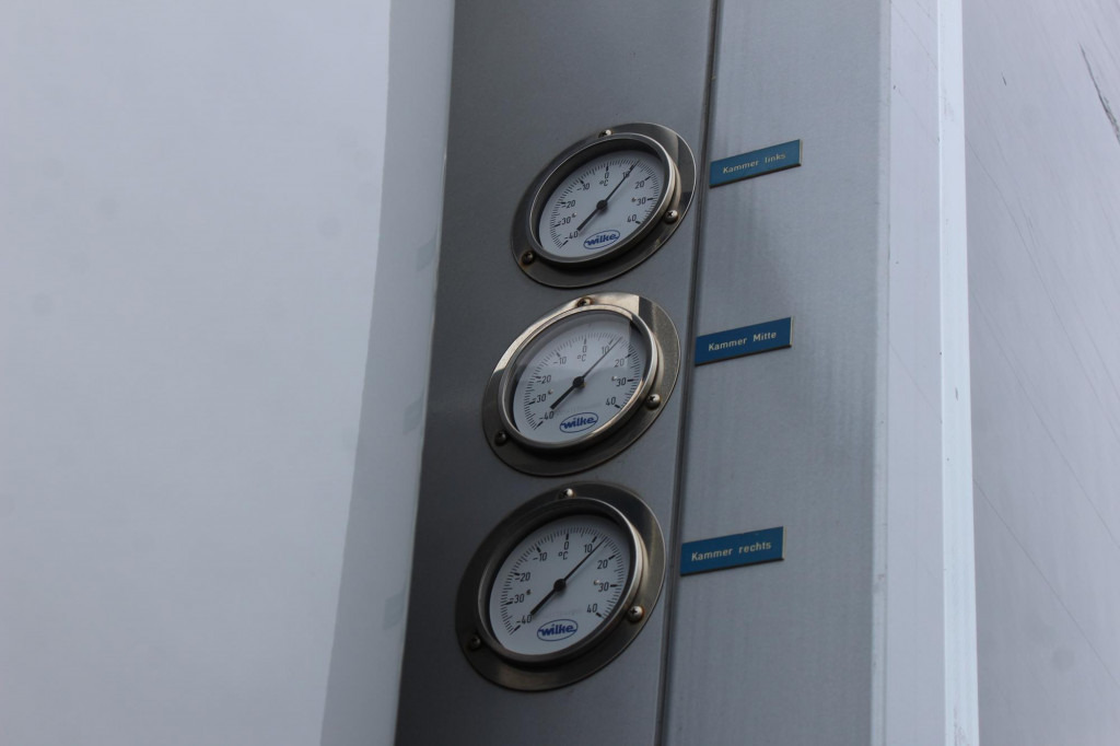 Refrigerator truck Mercedes-Benz Antos 1836 E6  CS 1250 Multi Tri-Temp LBW ANHK: picture 6