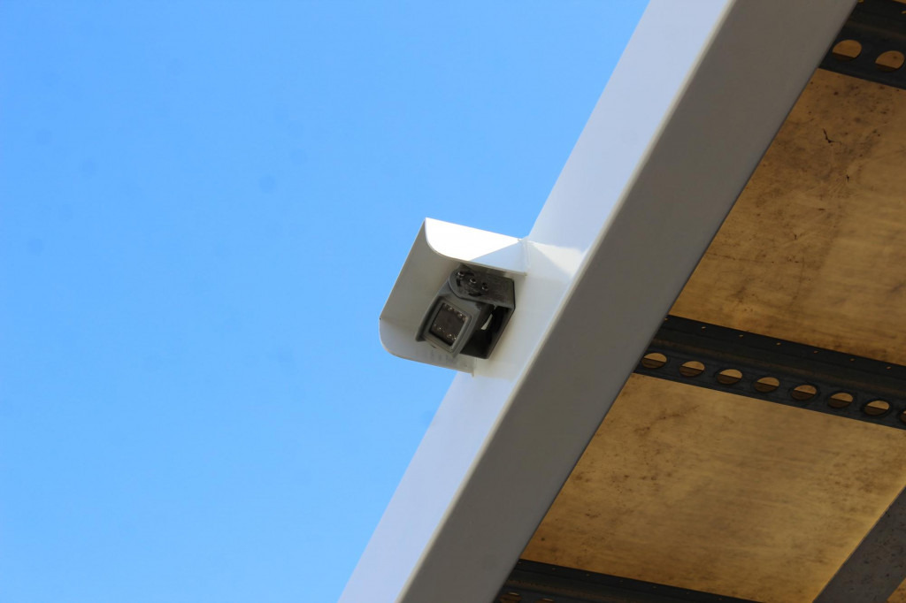 Renault D14 220E6   Laderbordwand   nur 166 Tkm   Klima - Box truck: picture 5 Renault D14 220E6   Laderbordwand   nur 166 Tkm   Klima - Box truck: picture 5