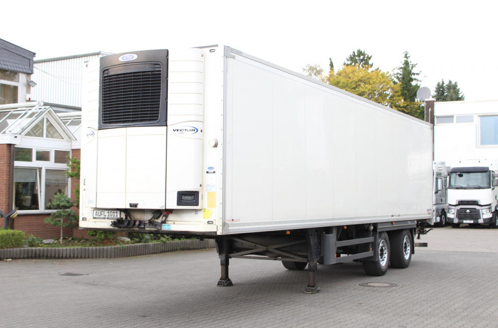 SCHMITZ CV 1350 Blumenbreite LBW Lenkachse - Refrigerator semi-trailer: picture 1 SCHMITZ CV 1350 Blumenbreite LBW Lenkachse - Refrigerator semi-trailer: picture 1