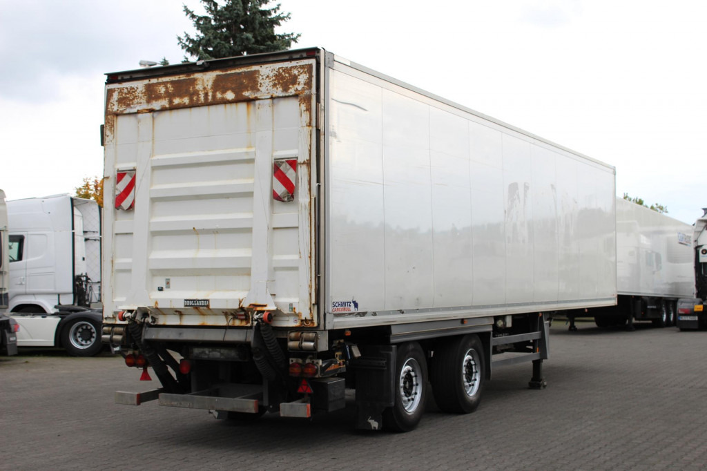 SCHMITZ CV 1350 Blumenbreite LBW Lenkachse - Refrigerator semi-trailer: picture 4 SCHMITZ CV 1350 Blumenbreite LBW Lenkachse - Refrigerator semi-trailer: picture 4