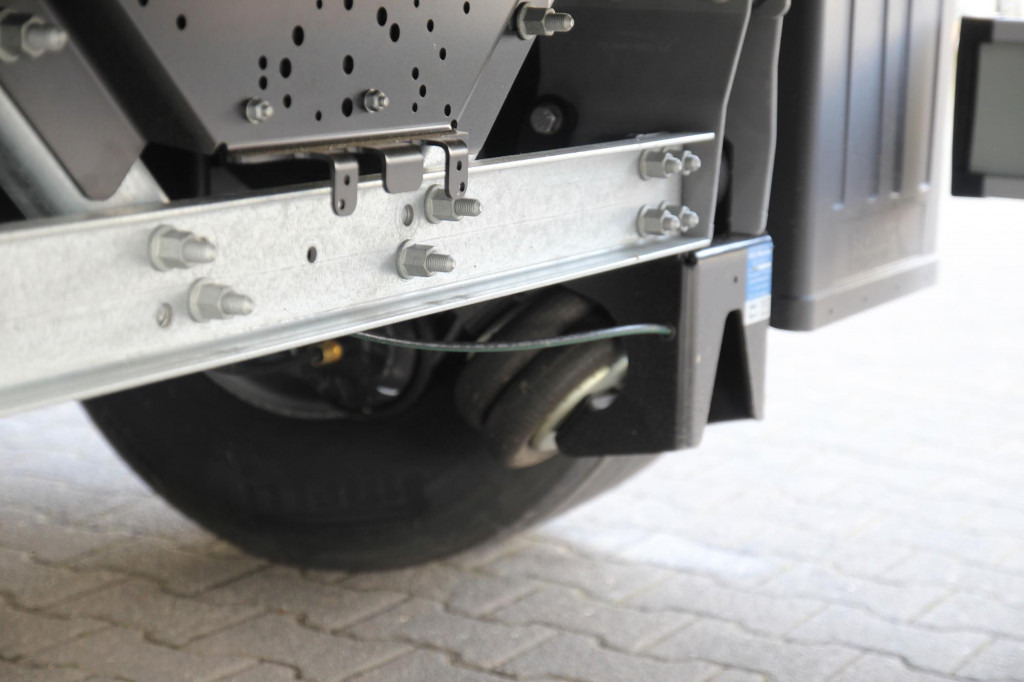 SCHMITZ Mega Plane Hubdach Edscha Liftachse Mega - Curtainsider semi-trailer: picture 5 SCHMITZ Mega Plane Hubdach Edscha Liftachse Mega - Curtainsider semi-trailer: picture 5