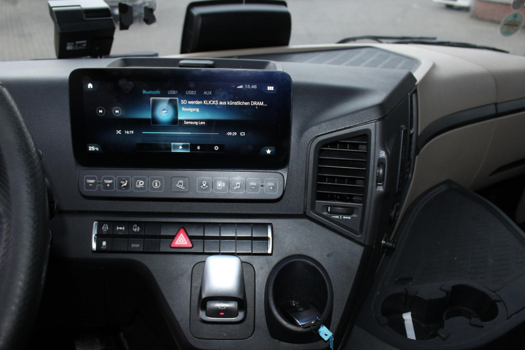 Mercedes-Benz Actros 1845 MP5 Big Space Retarder-Mirror Cam - Tractor unit: picture 2 Mercedes-Benz Actros 1845 MP5 Big Space Retarder-Mirror Cam - Tractor unit: picture 2