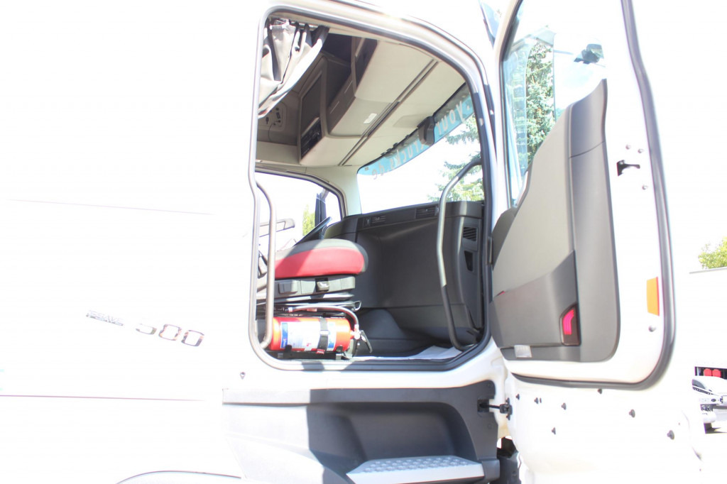 Volvo FH 500 E6 Globe I-Shift I-Park Cool VIN:MB - Tractor unit: picture 2 Volvo FH 500 E6 Globe I-Shift I-Park Cool VIN:MB - Tractor unit: picture 2