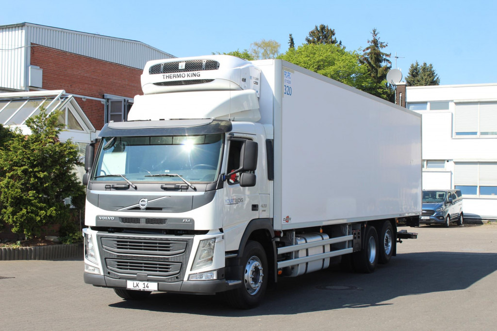 Volvo FM 420 TK T-1200R Bi-Temp Strom Türen LBW Klima - Refrigerator truck: picture 1 Volvo FM 420 TK T-1200R Bi-Temp Strom Türen LBW Klima - Refrigerator truck: picture 1