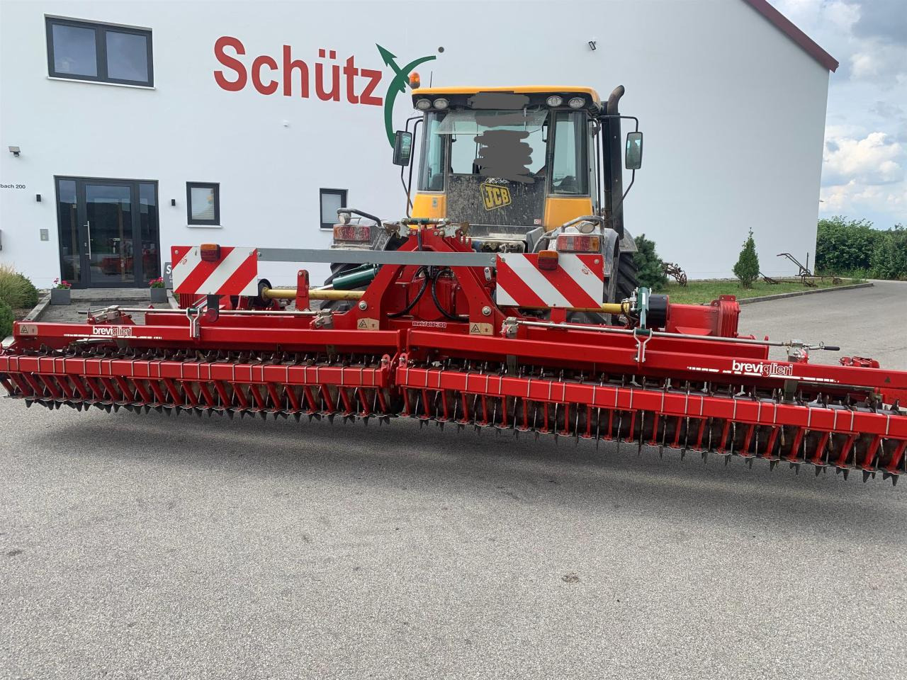 Breviglieri Makfold 300 Kreiselegge, 6 Meter AB, neue Zinken - Soil tillage equipment: picture 1 Breviglieri Makfold 300 Kreiselegge, 6 Meter AB, neue Zinken - Soil tillage equipment: picture 1
