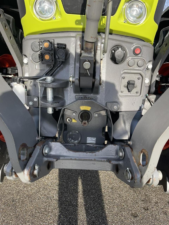 Farm tractor CLAAS Axion 870 Cmatic GPS S10 RTK FZW Front-PTO: picture 17