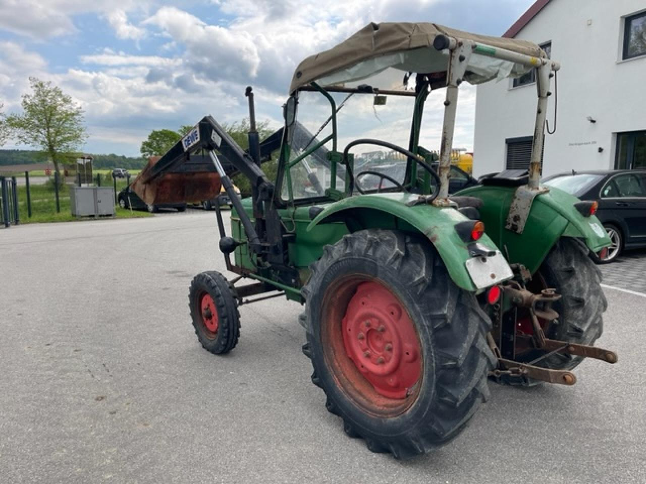 Deutz-Fahr D 4005 mit Frontlader / Oldtimer - Farm tractor: picture 3 Deutz-Fahr D 4005 mit Frontlader / Oldtimer - Farm tractor: picture 3