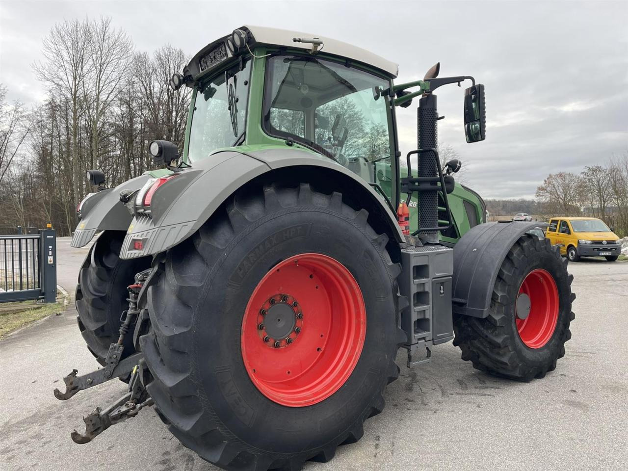 Fendt 828 Vario Profi Plus, GPS, FZW, 5DW - Farm tractor: picture 4 Fendt 828 Vario Profi Plus, GPS, FZW, 5DW - Farm tractor: picture 4