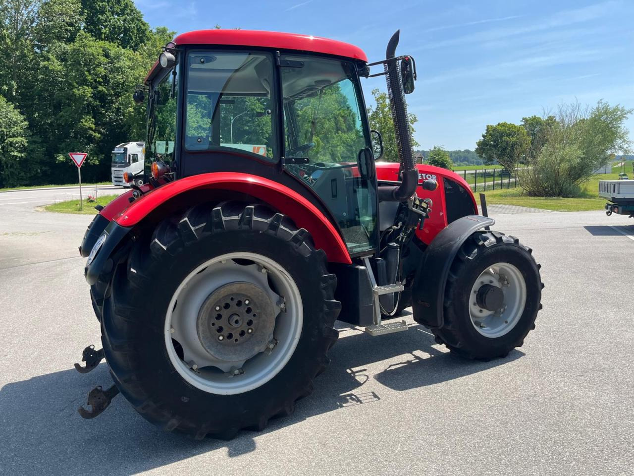 Zetor Proxima 8441, 4980Bh, Klima, - Farm tractor: picture 2 Zetor Proxima 8441, 4980Bh, Klima, - Farm tractor: picture 2