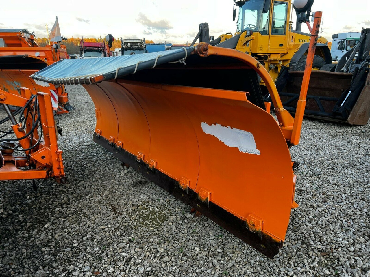 Beilhack PVF 29-4 Elektro Schneepflug Winterdien Beilhack PVF 29-4 Elektro Schneepflug Winterdien - Snow plough for Utility/ Special vehicle: picture 2 Beilhack PVF 29-4 Elektro Schneepflug Winterdien Beilhack PVF 29-4 Elektro Schneepflug Winterdien - Snow plough for Utility/ Special vehicle: picture 2