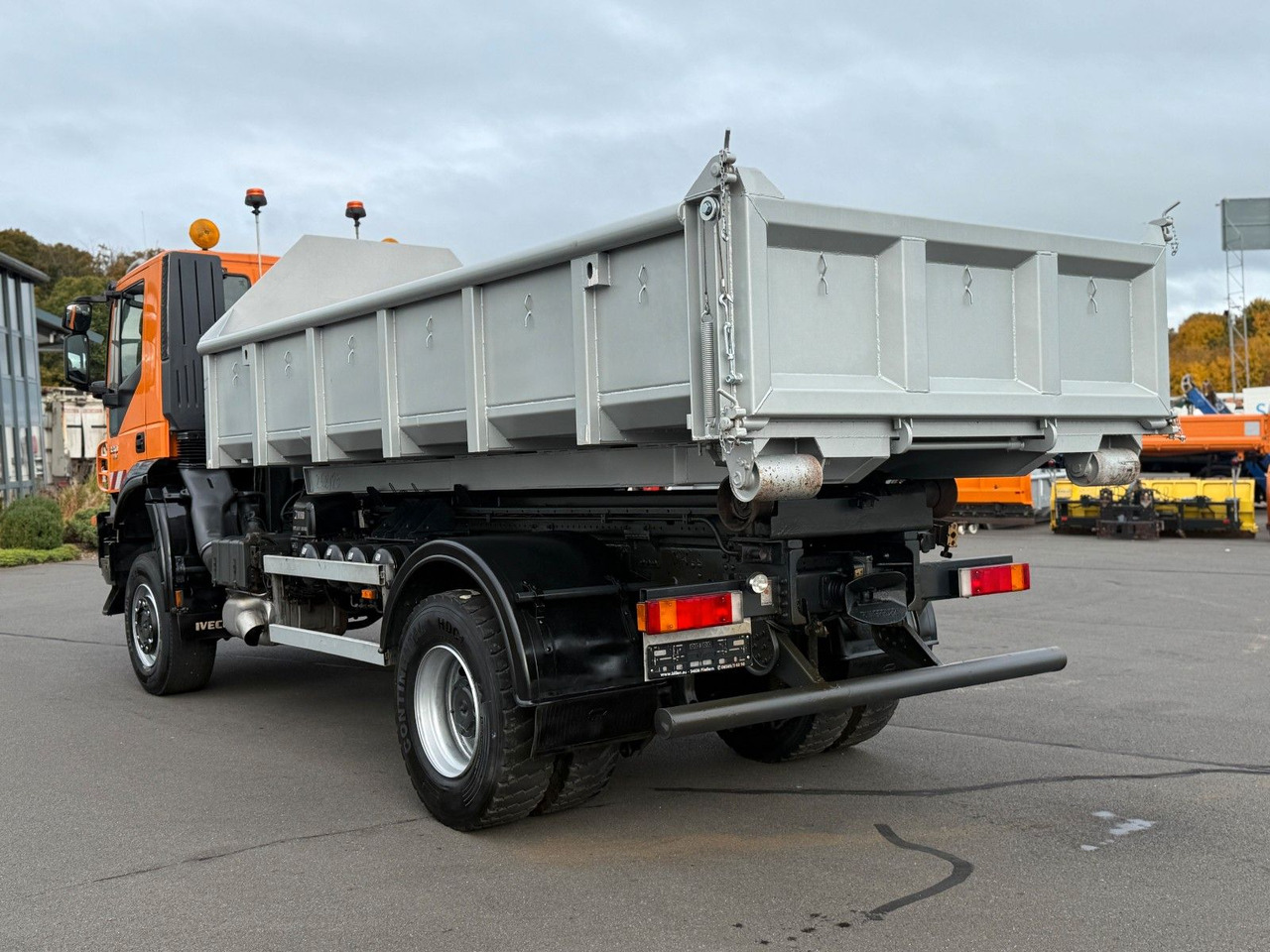 Iveco Trakker 330 EEV Winterdienst Abroll - Hook lift truck: picture 3 Iveco Trakker 330 EEV Winterdienst Abroll - Hook lift truck: picture 3