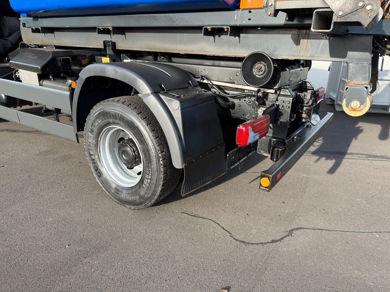 MAN TGA 18.360 4x4 Winterdienst Meiller Abroller - Hook lift truck: picture 5 MAN TGA 18.360 4x4 Winterdienst Meiller Abroller - Hook lift truck: picture 5