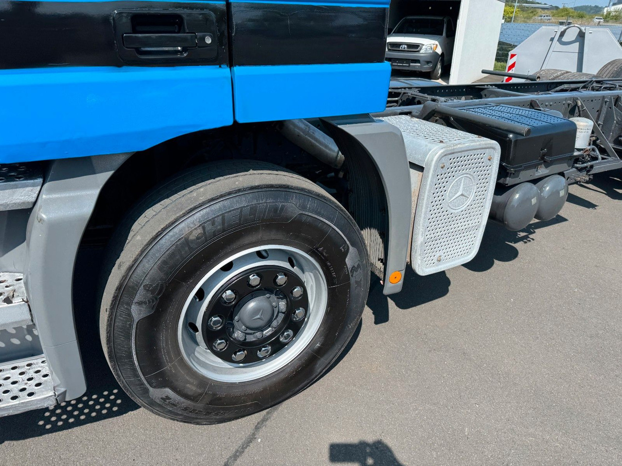 Mercedes-Benz Actros 2540 6x2 Kupplung Klima Hydraulikpumpe - Cab chassis truck: picture 3 Mercedes-Benz Actros 2540 6x2 Kupplung Klima Hydraulikpumpe - Cab chassis truck: picture 3