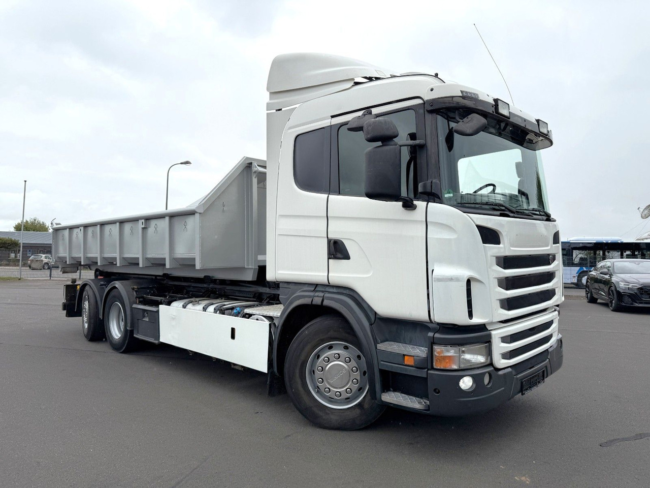 Scania G 440 LB 6x2 Knickhaken Retarder, Klima - Hook lift truck: picture 3 Scania G 440 LB 6x2 Knickhaken Retarder, Klima - Hook lift truck: picture 3
