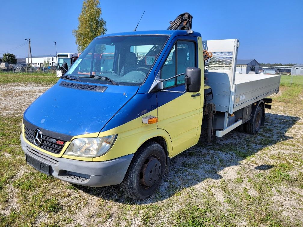 MERCEDES – BENZ SPRINTER 616CDI HIAB 027-2 Crane 10.2004 - Open body delivery van: picture 2 MERCEDES – BENZ SPRINTER 616CDI HIAB 027-2 Crane 10.2004 - Open body delivery van: picture 2
