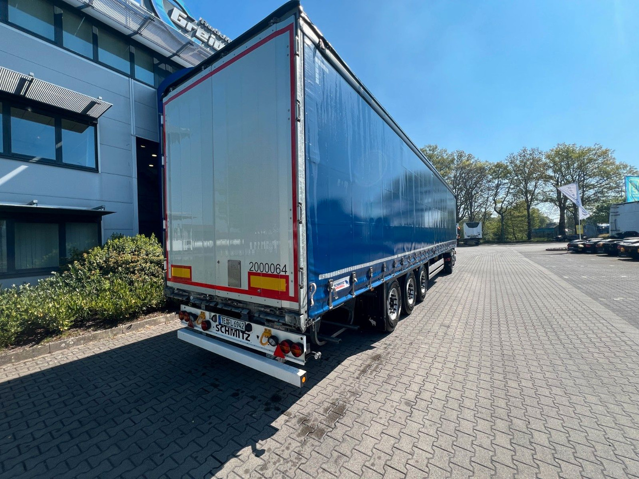 Schmitz Cargobull SCS 24/L - 13.62 E B - Curtainsider semi-trailer: picture 3 Schmitz Cargobull SCS 24/L - 13.62 E B - Curtainsider semi-trailer: picture 3