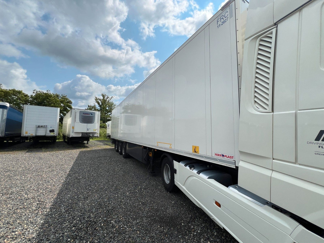 Schmitz Cargobull SKO 24/L - 13.4 FP 45 Cool V7, Schmitz S.CU V2.0 - Refrigerator semi-trailer: picture 1 Schmitz Cargobull SKO 24/L - 13.4 FP 45 Cool V7, Schmitz S.CU V2.0 - Refrigerator semi-trailer: picture 1
