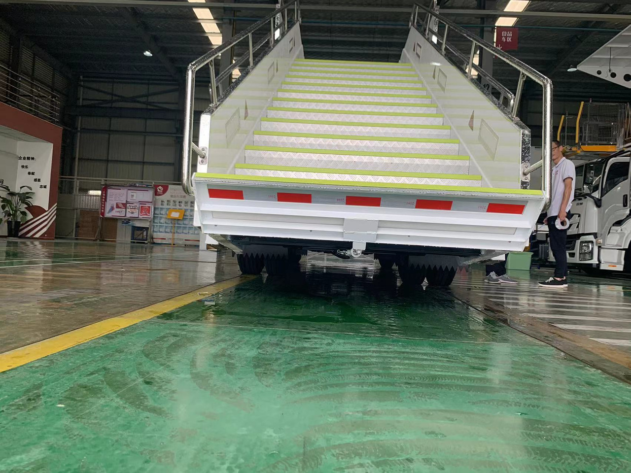 ABC PSD5900 - Passenger stairs: picture 2 ABC PSD5900 - Passenger stairs: picture 2