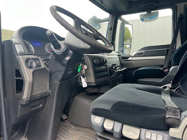 MAN TGS 18.320 .320 - Tractor unit: picture 5 MAN TGS 18.320 .320 - Tractor unit: picture 5