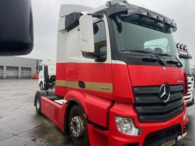 Mercedes-Benz Actros 1830 Actros 1830 LS , NO Engine Gearbox - Tractor unit: picture 1 Mercedes-Benz Actros 1830 Actros 1830 LS , NO Engine Gearbox - Tractor unit: picture 1