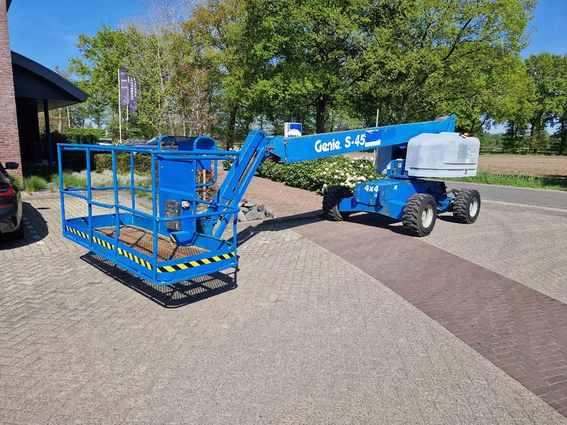 Genie S-45 - Telescopic boom: picture 3 Genie S-45 - Telescopic boom: picture 3