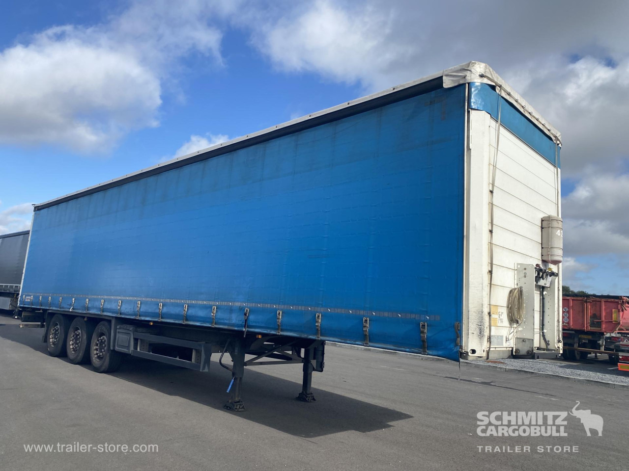 SCHMITZ Curtainsider Standard - Curtainsider semi-trailer: picture 1 SCHMITZ Curtainsider Standard - Curtainsider semi-trailer: picture 1