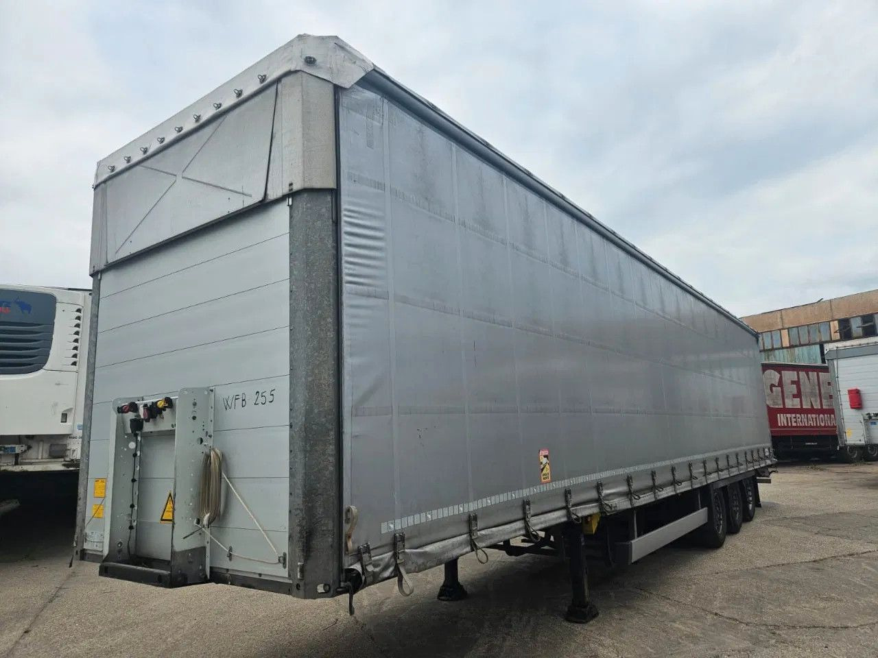 Schmitz Cargobull SCB S3T VARIOS 2 units! Lifting Axle A&C, XL Cod - Curtainsider semi-trailer: picture 1 Schmitz Cargobull SCB S3T VARIOS 2 units! Lifting Axle A&C, XL Cod - Curtainsider semi-trailer: picture 1