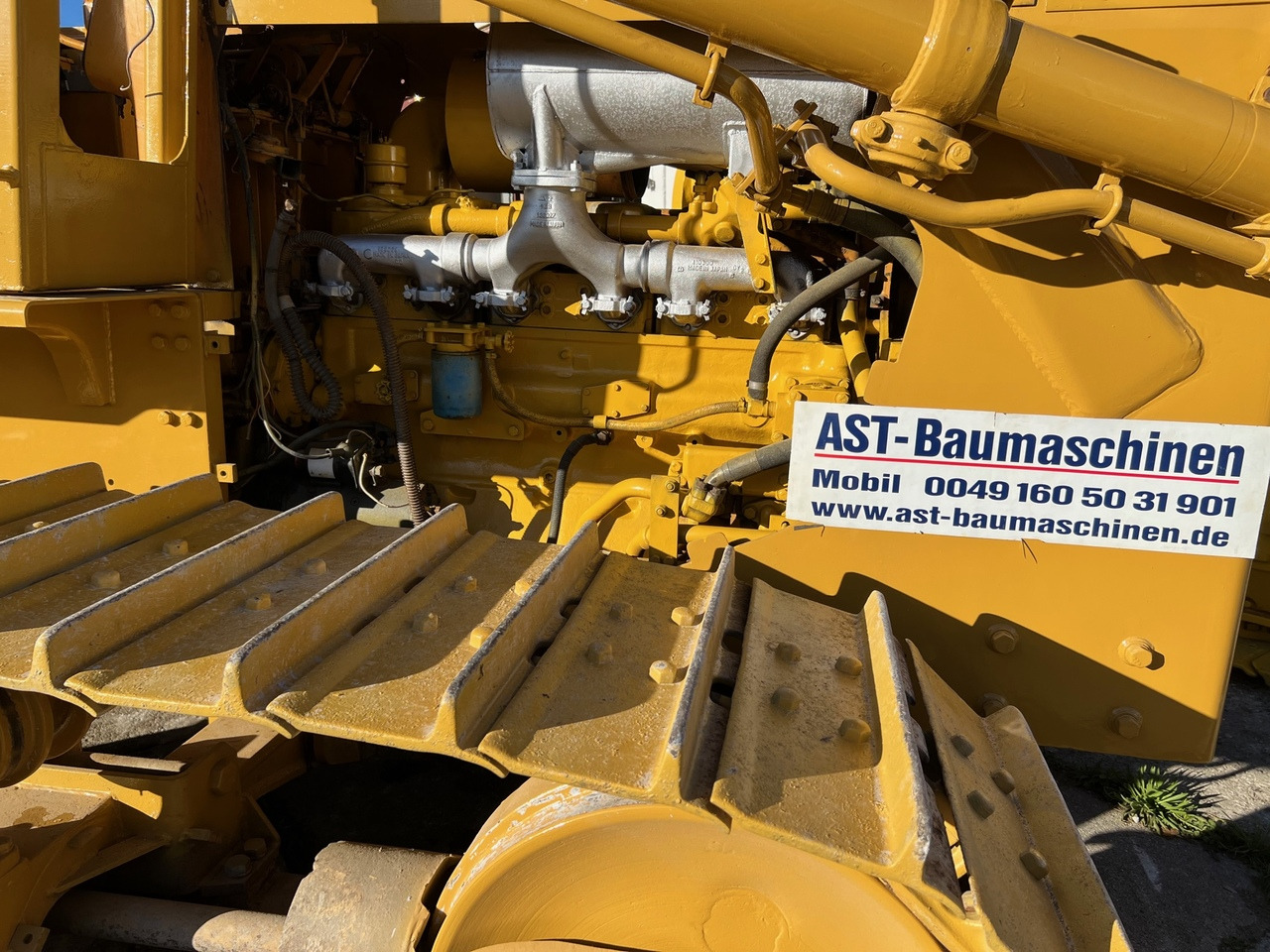 KOMATSU D65-E - Bulldozer: picture 4 KOMATSU D65-E - Bulldozer: picture 4