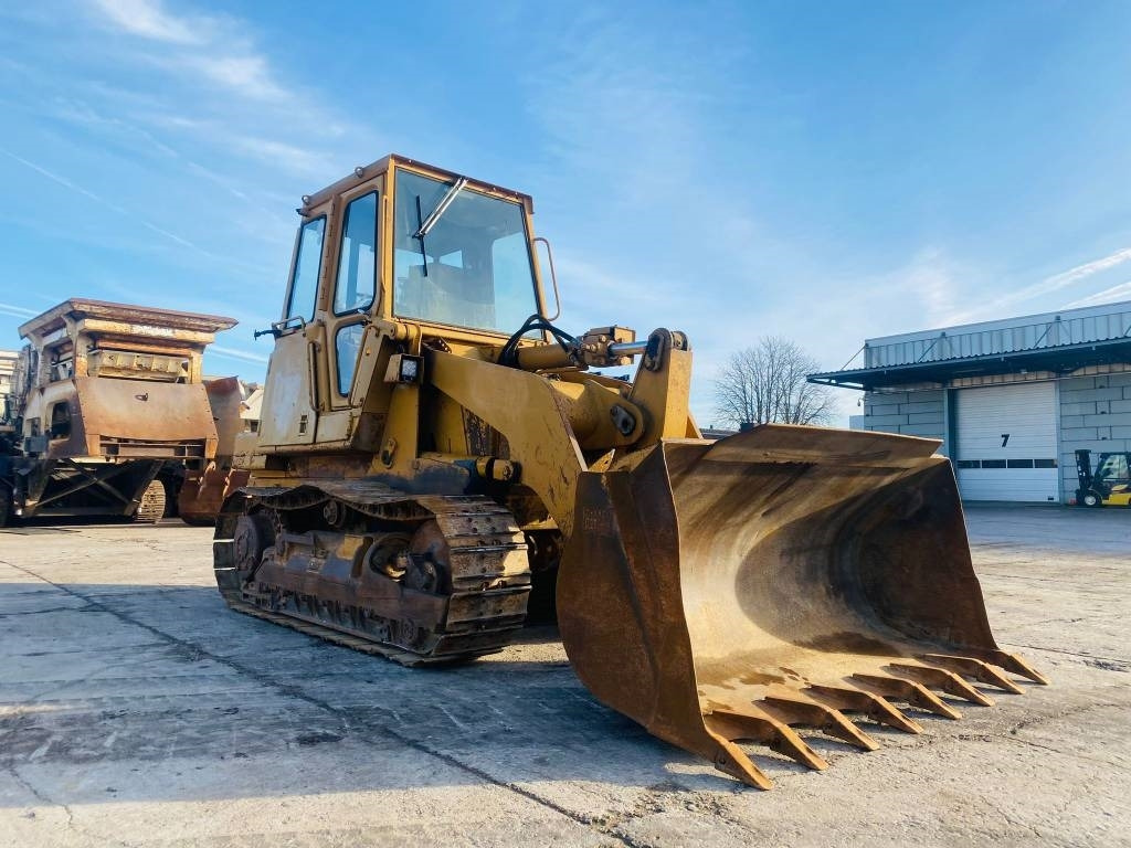 CAT 943 LGP - Crawler loader: picture 4 CAT 943 LGP - Crawler loader: picture 4