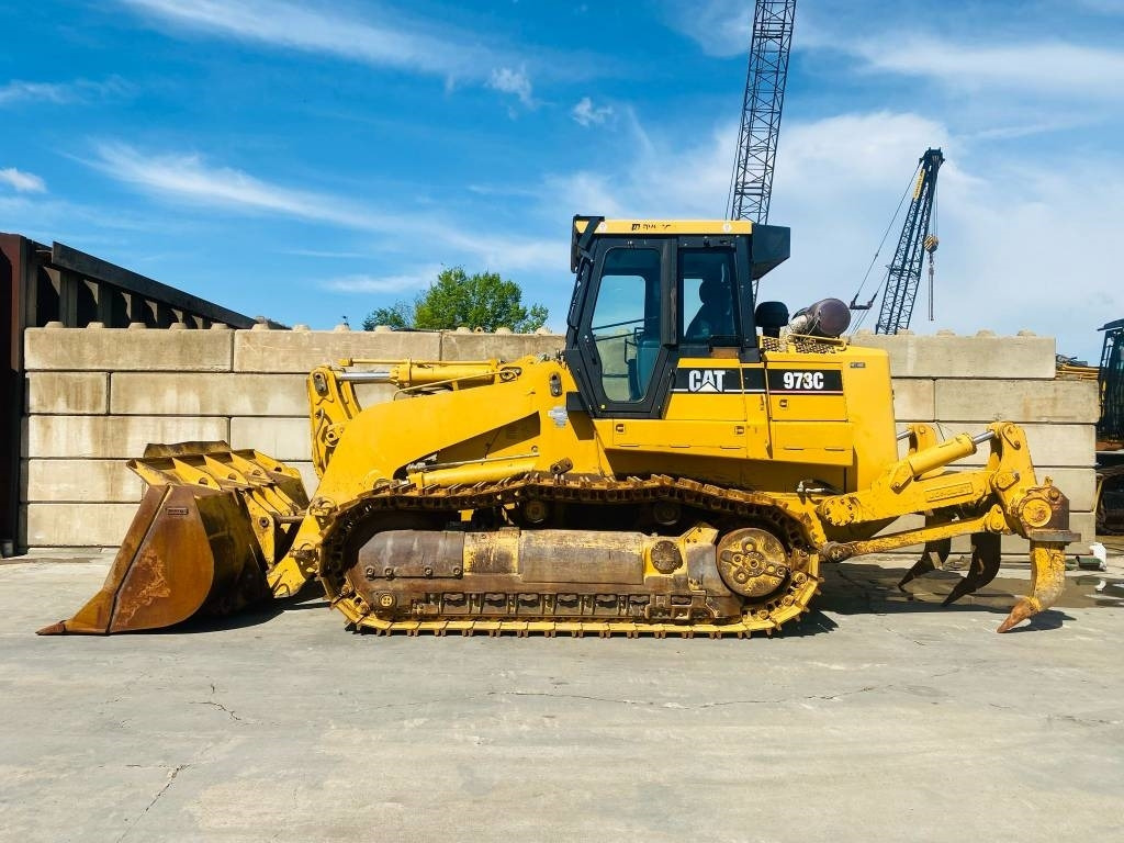 CAT 973 C - Crawler loader: picture 1 CAT 973 C - Crawler loader: picture 1