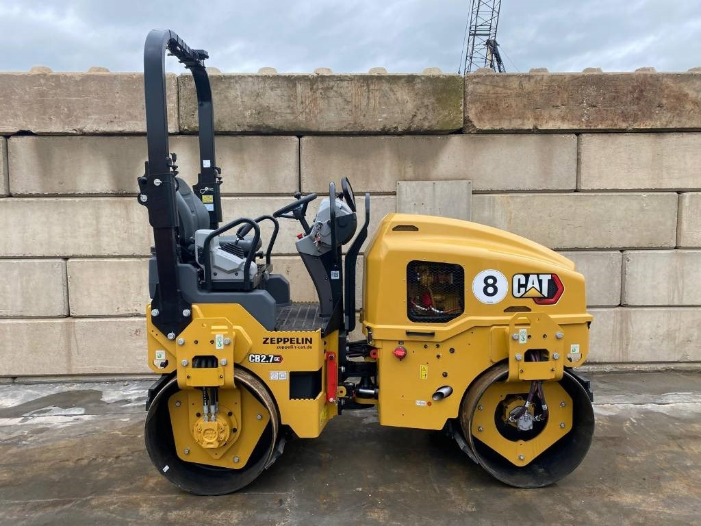 CAT CB 2.7 - Road roller: picture 2 CAT CB 2.7 - Road roller: picture 2