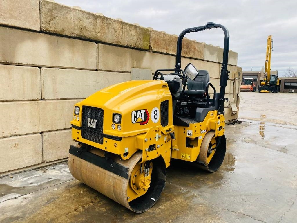 CAT CB 2.7 - Road roller: picture 3 CAT CB 2.7 - Road roller: picture 3