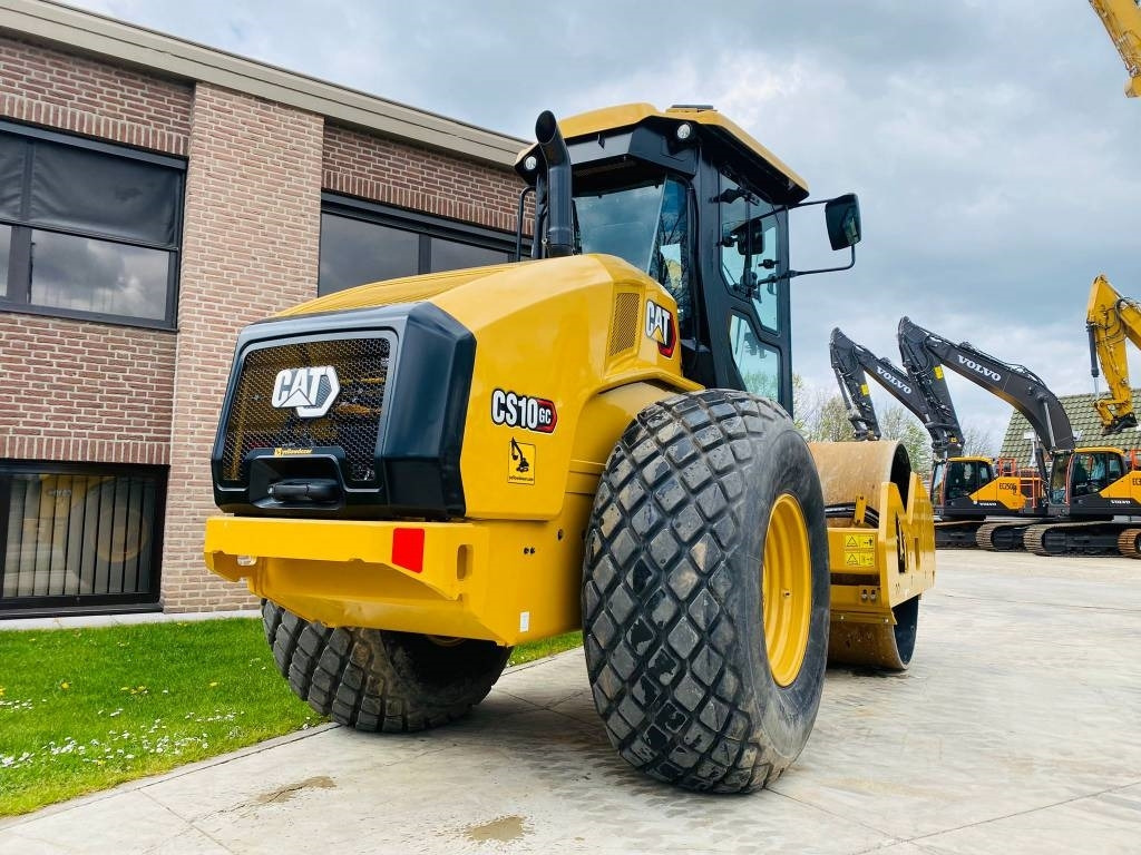 Compactor CAT CS 10 GC: picture 6