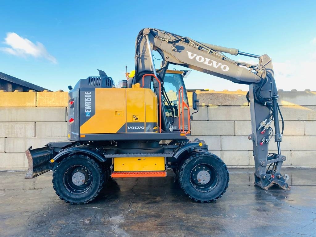 Volvo EWR 150 E - Wheel excavator: picture 2 Volvo EWR 150 E - Wheel excavator: picture 2