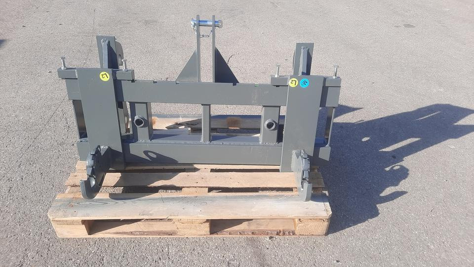 Adapter Volvo Cat Hoflader Radlader auf 3 Punkt Kat II Palettenga - Quick coupler: picture 1 Adapter Volvo Cat Hoflader Radlader auf 3 Punkt Kat II Palettenga - Quick coupler: picture 1