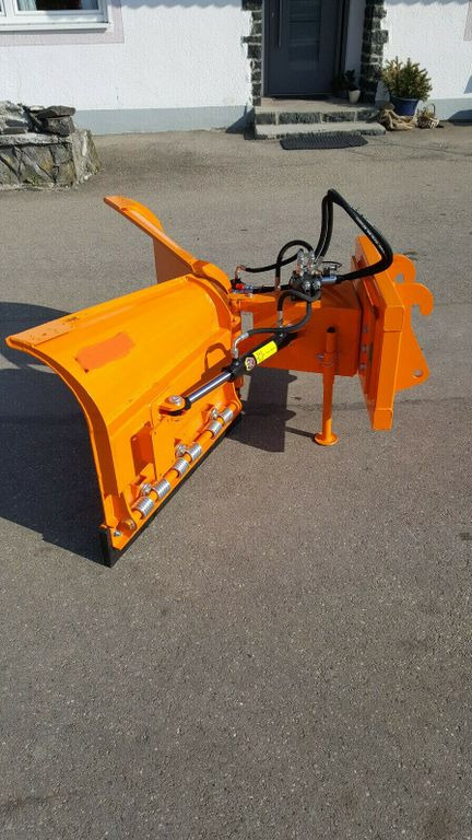 Kramer V Schneeschild breit 1,80 m 5035, 350 5040 - Snow plough for Utility/ Special vehicle: picture 2 Kramer V Schneeschild breit 1,80 m 5035, 350 5040 - Snow plough for Utility/ Special vehicle: picture 2