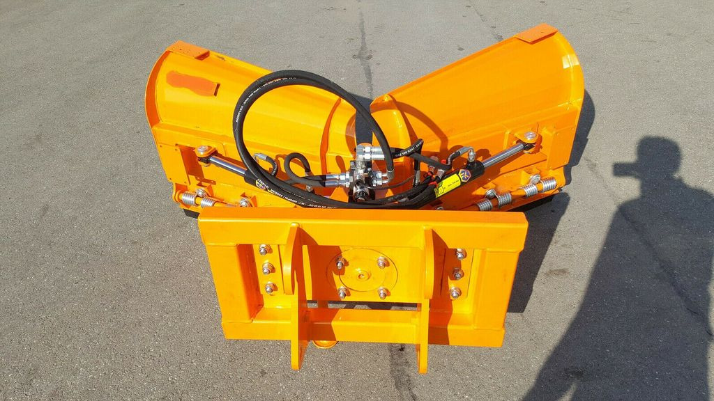 Kramer V Schneeschild breit 1,80 m 5035, 350 5040 - Snow plough for Utility/ Special vehicle: picture 3 Kramer V Schneeschild breit 1,80 m 5035, 350 5040 - Snow plough for Utility/ Special vehicle: picture 3