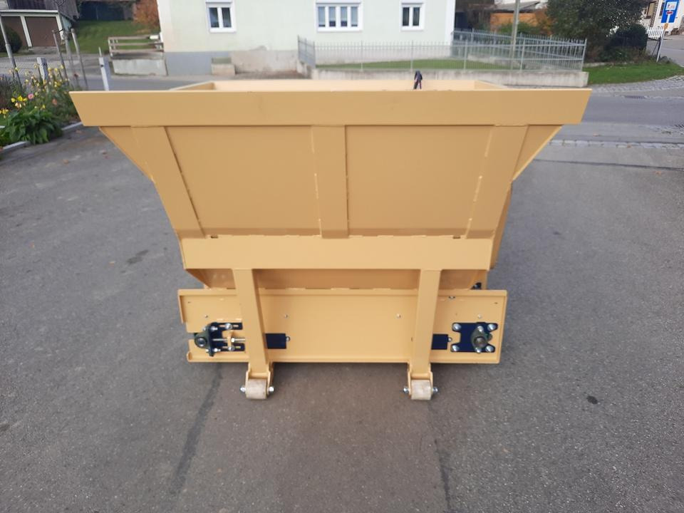 Liegeboxen Einstreugerät Futterverteilgerät Hoflader Radlader Cat - Livestock equipment: picture 4 Liegeboxen Einstreugerät Futterverteilgerät Hoflader Radlader Cat - Livestock equipment: picture 4