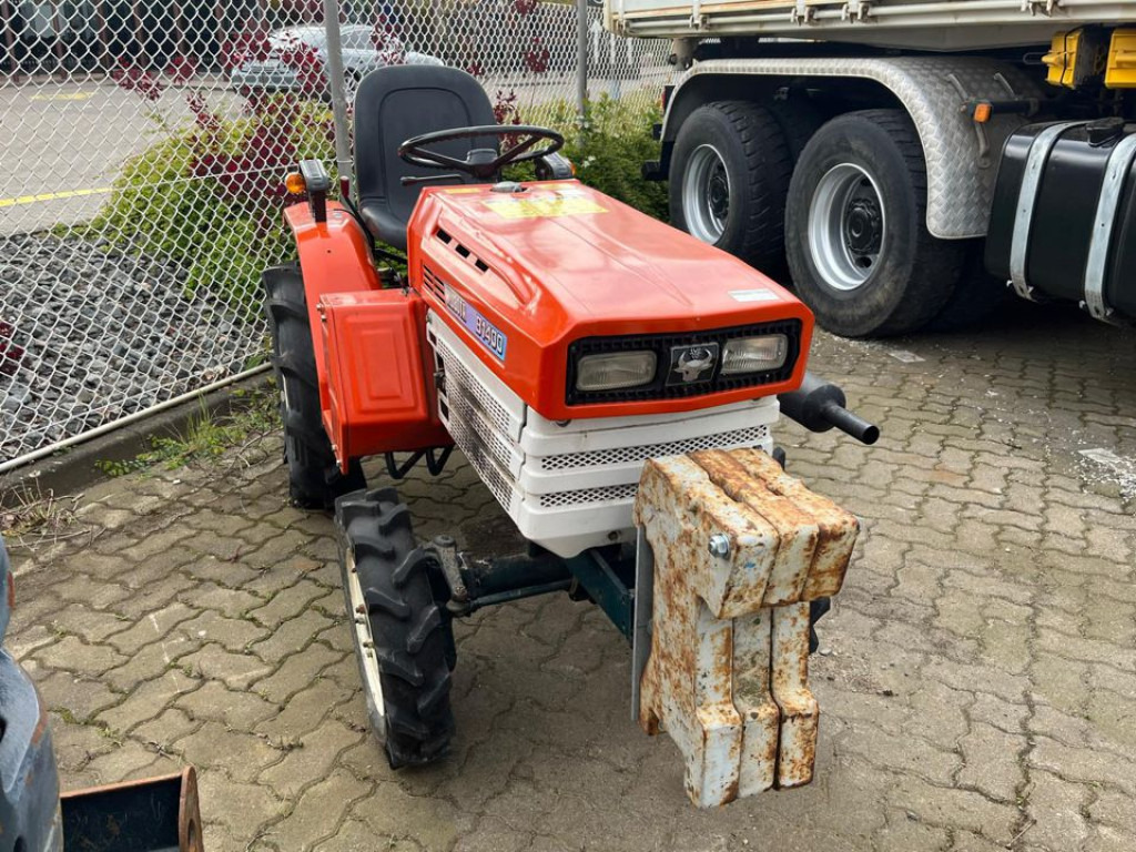 KUBOTA Trecker 1400 Diverse mit Zapfwelle am Heck und Heuwender - Mini tractor: picture 4 KUBOTA Trecker 1400 Diverse mit Zapfwelle am Heck und Heuwender - Mini tractor: picture 4