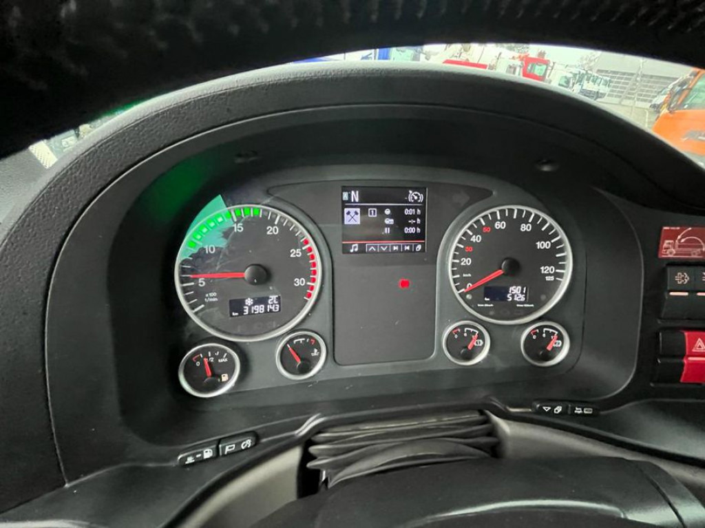 MAN TG-S 26.460 6x2-2 BL Abrollkipper Meiller, Funk - Hook lift truck: picture 2 MAN TG-S 26.460 6x2-2 BL Abrollkipper Meiller, Funk - Hook lift truck: picture 2