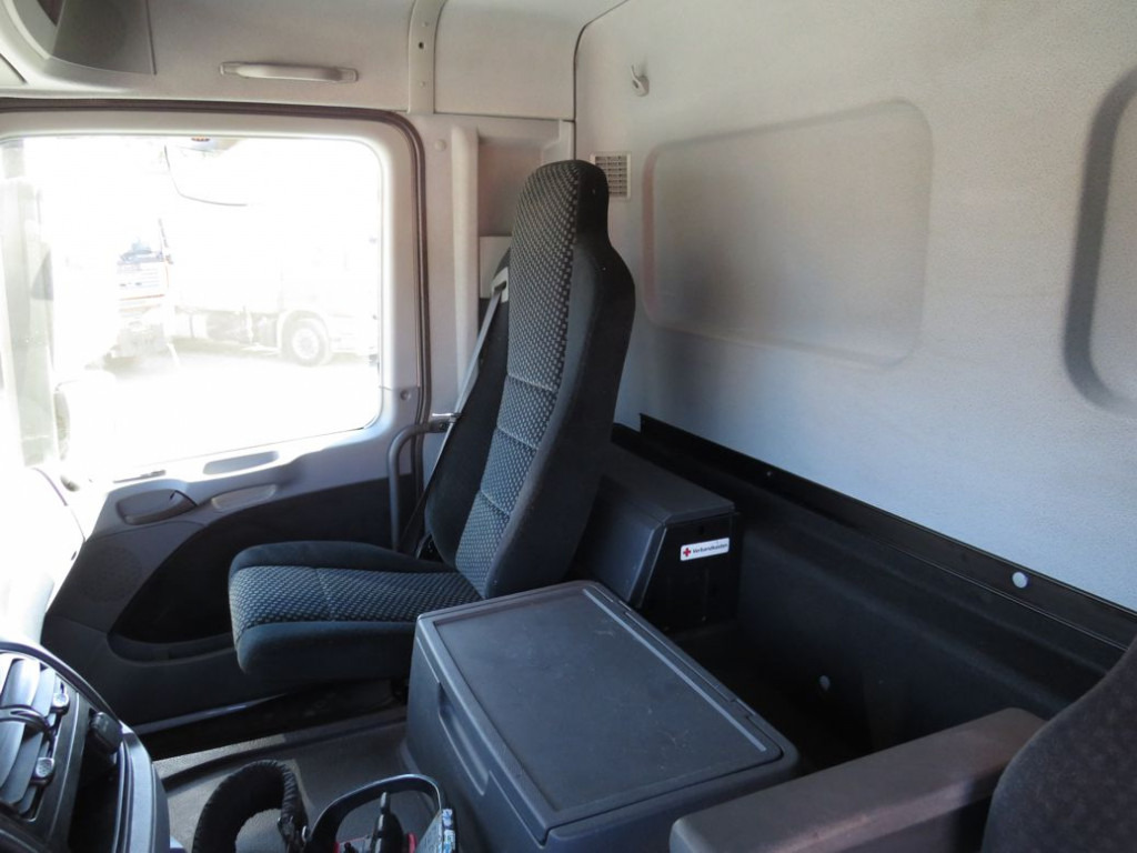 MERCEDES-BENZ Actros 2541 L6x2 Pritsche Heckkran Funk - Dropside/ Flatbed truck, Crane truck: picture 3 MERCEDES-BENZ Actros 2541 L6x2 Pritsche Heckkran Funk - Dropside/ Flatbed truck, Crane truck: picture 3