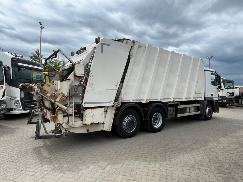 MERCEDES-BENZ Mercedes-Benz Actros Müllwagen 2532 L 6x2 Faun Powerpress 25m³ - Garbage truck: picture 4 MERCEDES-BENZ Mercedes-Benz Actros Müllwagen 2532 L 6x2 Faun Powerpress 25m³ - Garbage truck: picture 4